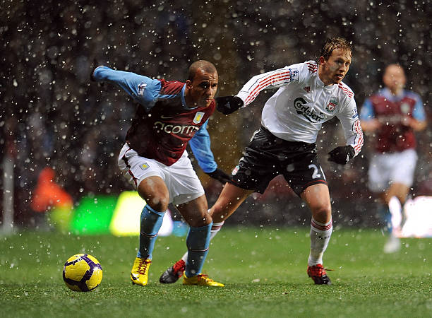 加维等中场 加维等中场