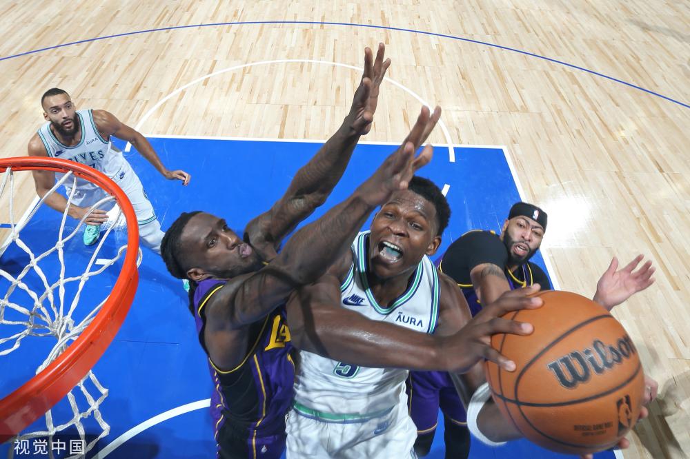 并有效遏制 并有效遏制