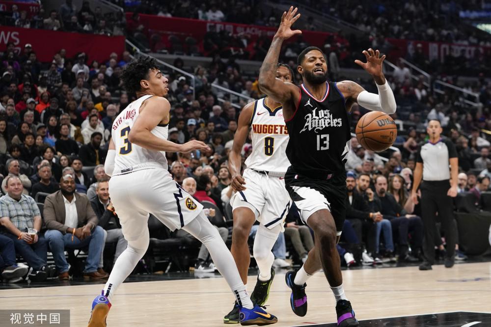 通过连续举 通过连续举