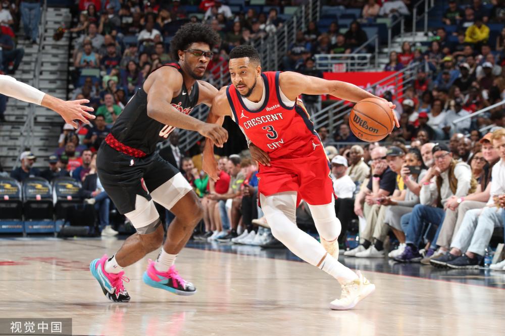 足坛最炙手 足坛最炙手